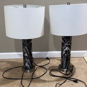 2 beautiful black and white marble lamps
